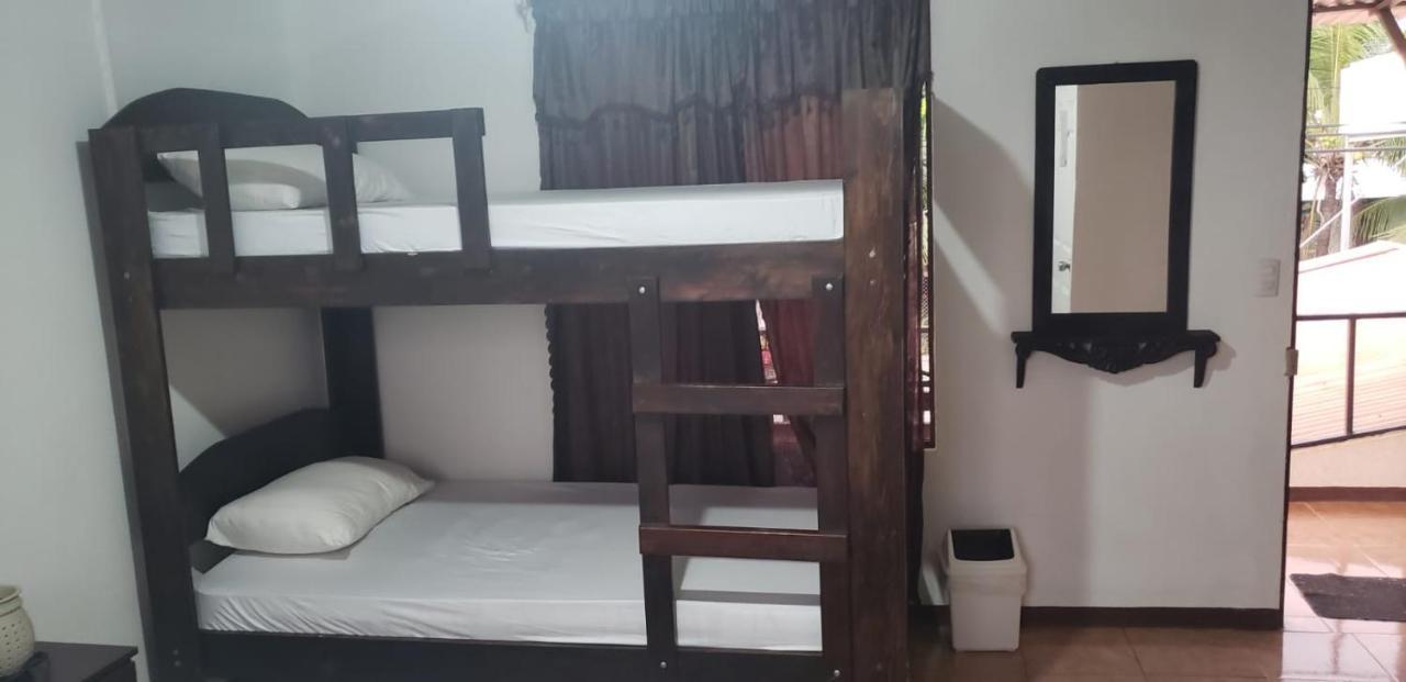 帕里塔Cabinas Playa Bandera公寓式酒店 外观 照片